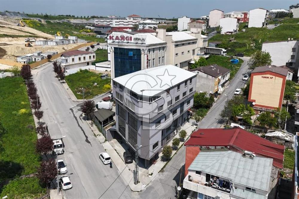 SATILIK ARNAVUTKÖY TAŞOLUK"DA 6 KATLI YÜK ASANSÖRLÜ TİCARİ BİNA