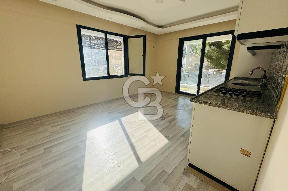 Foça Kazım Dirik Mahallesinde 2+1 Kiralık Bahçe Katı Daire