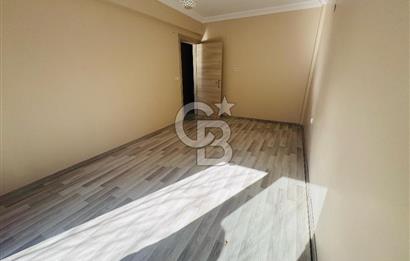 Foça Kazım Dirik Mahallesinde 2+1 Kiralık Bahçe Katı Daire