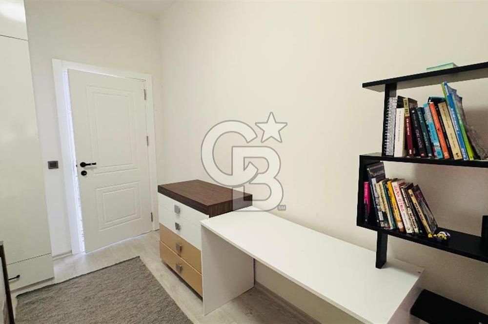 Foça Hacıveli Mah. 2+1 Eşyalı Kiralık Dubleks Villa
