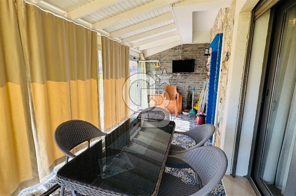 Foça Hacıveli Mah. 2+1 Eşyalı Kiralık Dubleks Villa