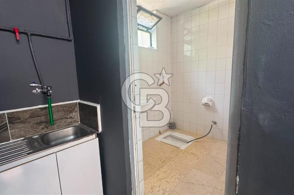 Değirmendere Hastaneye 200m uzaklıkta 140m2 Kiralık Dükkan