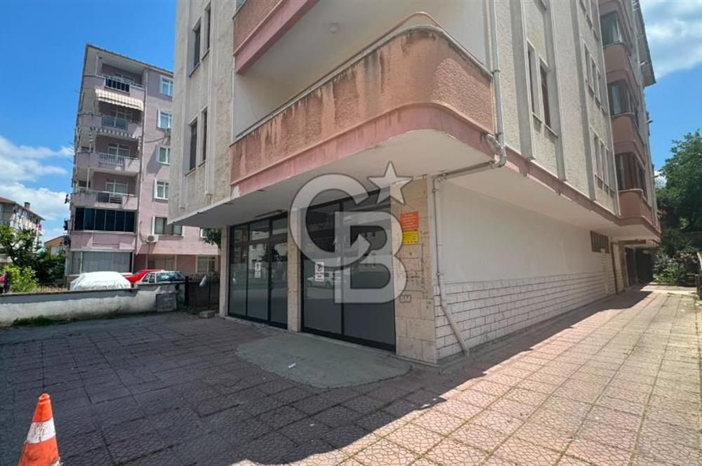 Değirmendere Hastaneye 200m uzaklıkta 140m2 Kiralık Dükkan