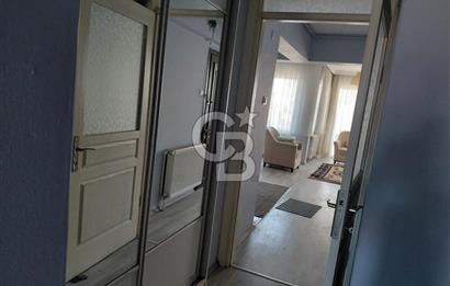 Buca Menderes Caddesi Eşyalı 2+1 Satılık Daire