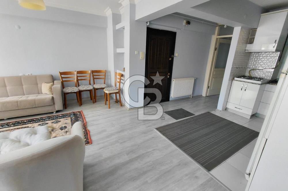 Buca Menderes Caddesi Eşyalı 2+1 Satılık Daire
