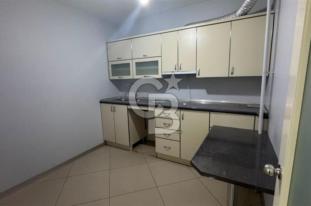 KUNDURACILAR CAD. YANGIN YÖNETMELİĞİNE UYGUN KİRALIK OFİS