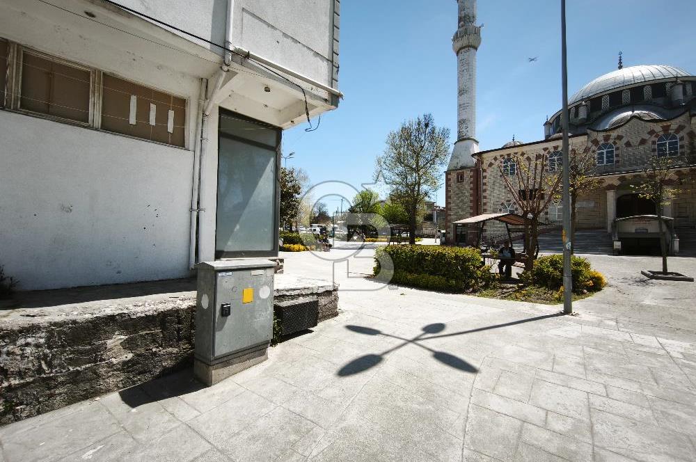 KİRALIK ARNAVUTKÖY HARAÇÇI MEYDAN'DA 250 m² FIRSAT DÜKKAN