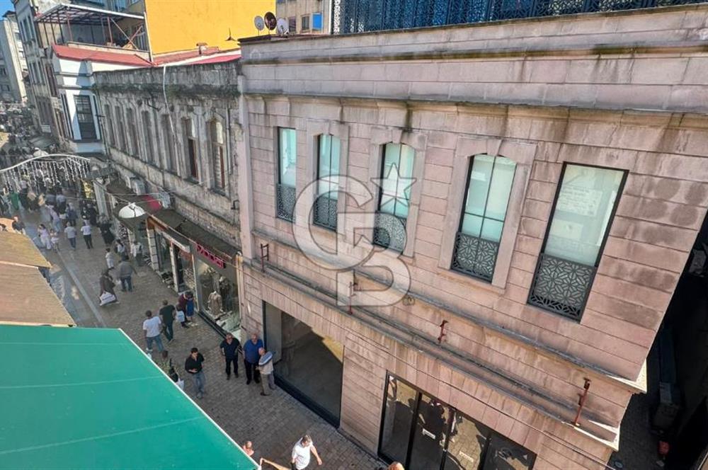 KUNDURACILAR CAD. YANGIN YÖNETMELİĞİNE UYGUN KİRALIK OFİS