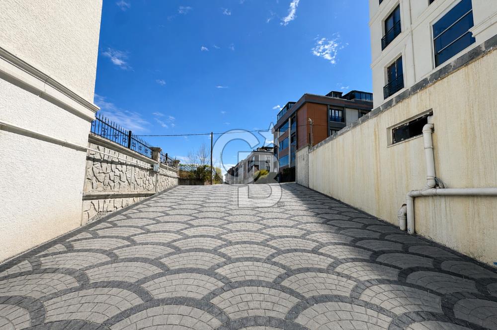 ARNAVUTKÖY'DE LÜKS SİTE İÇERİSİNDE SIFIR 2+1 SATILIK DAİRE