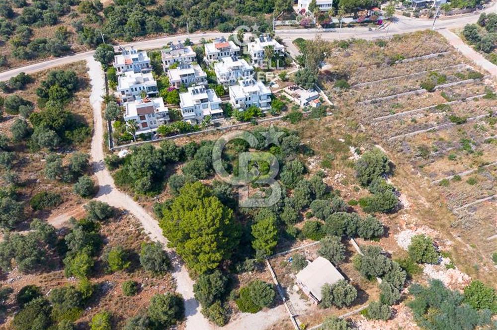 ANTALYA DEMRE KUMDAĞ DA CB ARDEN DEN SATILIK 370m² ARSA