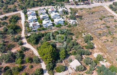 ANTALYA DEMRE KUMDAĞ DA CB ARDEN DEN SATILIK 370m² ARSA
