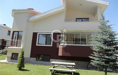 Tulumtaş Metel Ladin'de,7/24 Güvenlikli, Full yapılı, 5+2 Triplex Satılık Villa