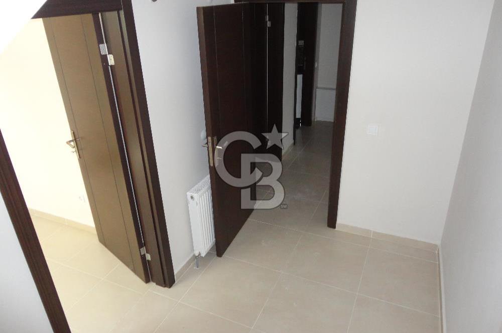Tulumtaş Metel Ladin'de,7/24 Güvenlikli, Full yapılı, 5+2 Triplex Satılık Villa
