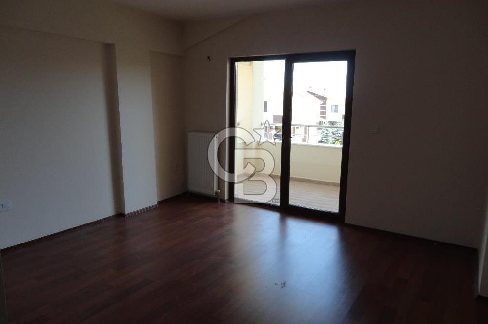 Tulumtaş Metel Ladin'de,7/24 Güvenlikli, Full yapılı, 5+2 Triplex Satılık Villa