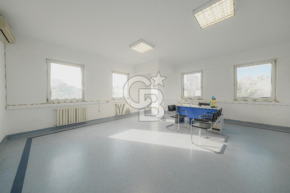 6250 m2 Kiralık Kompleks Bina Depolar Ofisler ve İmalathane