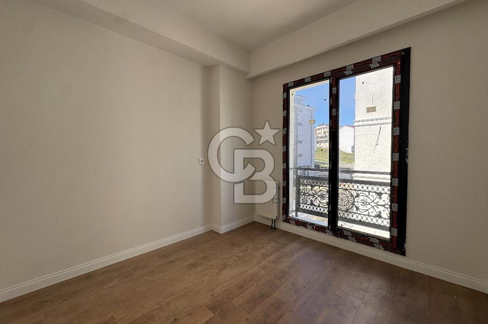 ARNAVUTKÖY'DE LÜKS SİTE İÇERİSİNDE SIFIR 2+1 SATILIK DAİRE