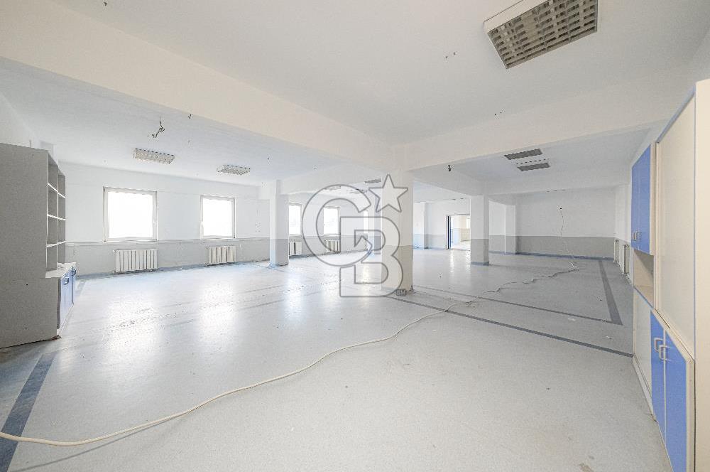 6250 m2 Kiralık Kompleks Bina Depolar Ofisler ve İmalathane