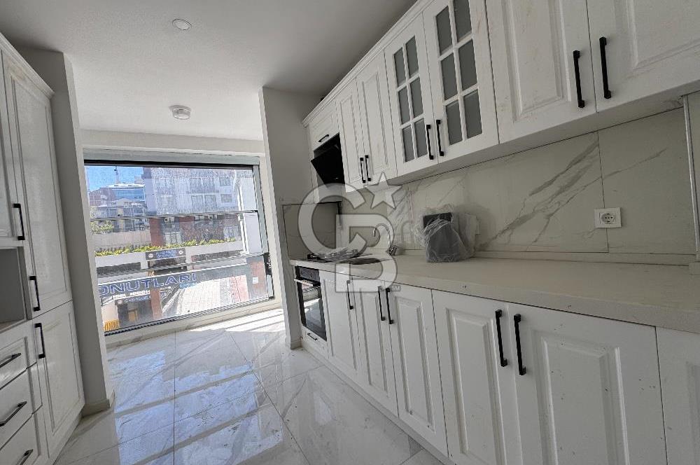 ARNAVUTKÖY'DE LÜKS SİTE İÇERİSİNDE SIFIR 2+1 SATILIK DAİRE