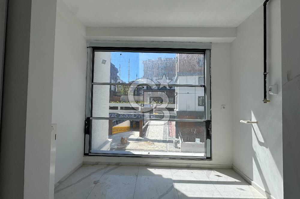 ARNAVUTKÖY'DE LÜKS SİTE İÇERİSİNDE SIFIR 2+1 SATILIK DAİRE