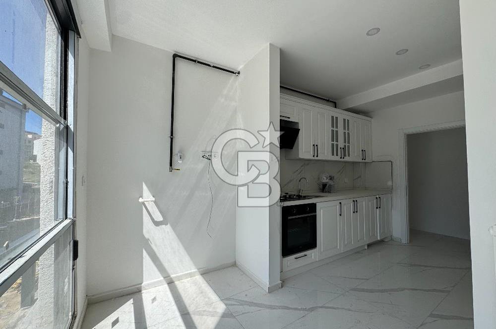 ARNAVUTKÖY'DE LÜKS SİTE İÇERİSİNDE SIFIR 2+1 SATILIK DAİRE