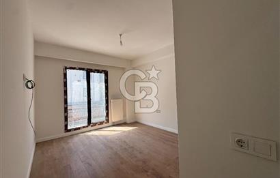 ARNAVUTKÖY'DE LÜKS SİTE İÇERİSİNDE SIFIR 2+1 SATILIK DAİRE