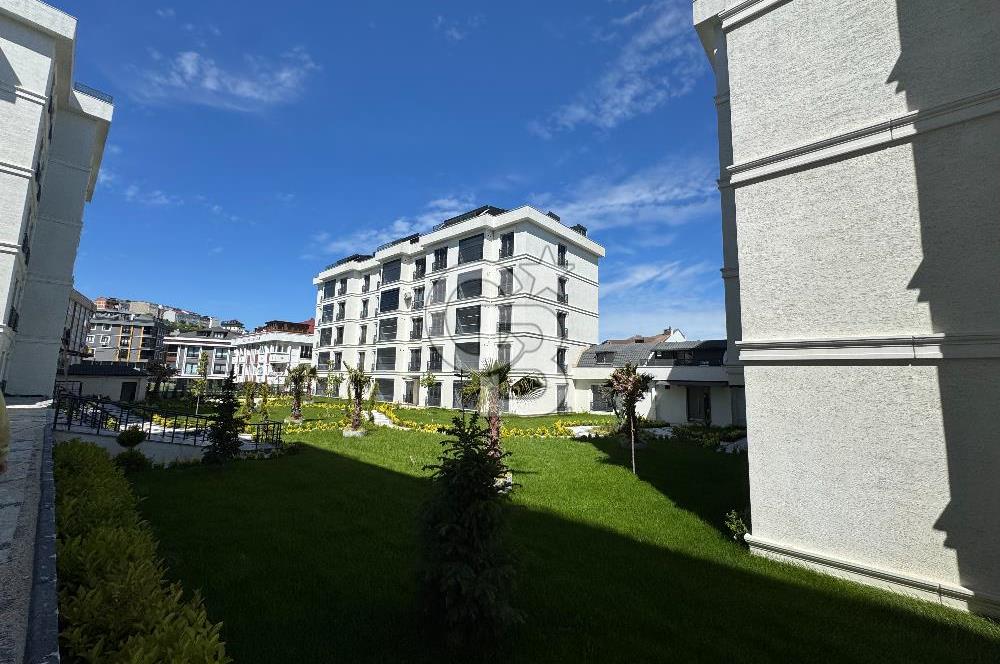 ARNAVUTKÖY'DE LÜKS SİTE İÇERİSİNDE SIFIR 2+1 SATILIK DAİRE