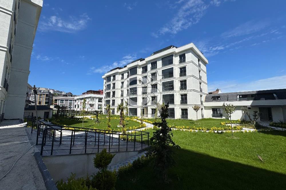 ARNAVUTKÖY'DE LÜKS SİTE İÇERİSİNDE SIFIR 2+1 SATILIK DAİRE