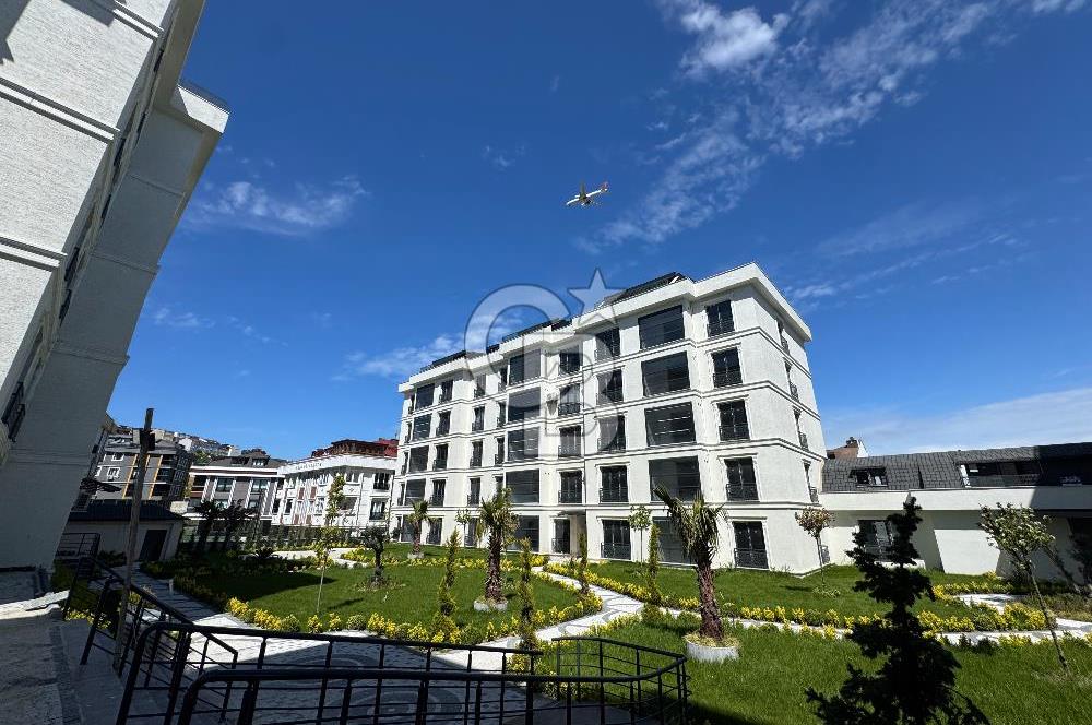 ARNAVUTKÖY'DE LÜKS SİTE İÇERİSİNDE SIFIR 2+1 SATILIK DAİRE