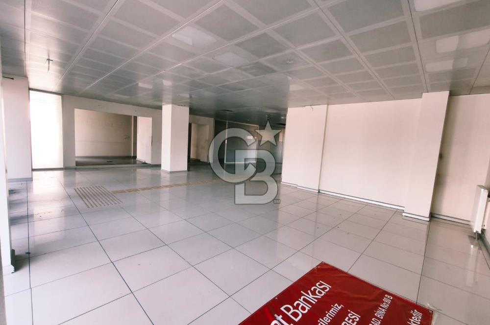 Natoyolu Üzerinde Banka Altyapılı 460 m2 Kiralık Dükkan / Mağaza