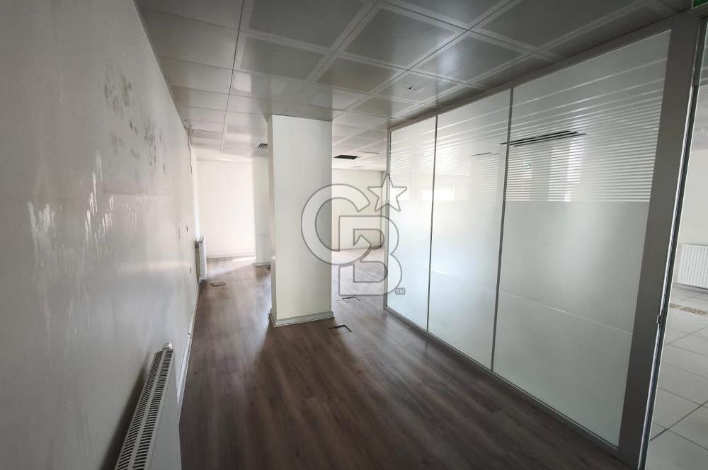 Natoyolu Üzerinde Banka Altyapılı 460 m2 Kiralık Dükkan / Mağaza