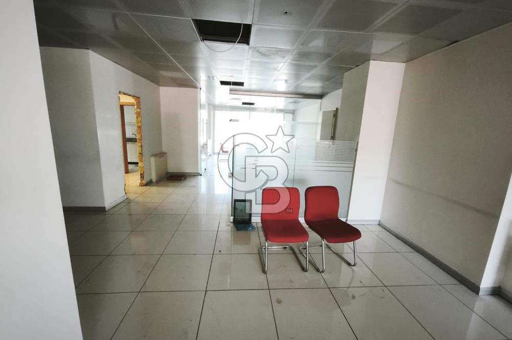 Natoyolu Üzerinde Banka Altyapılı 460 m2 Kiralık Dükkan / Mağaza