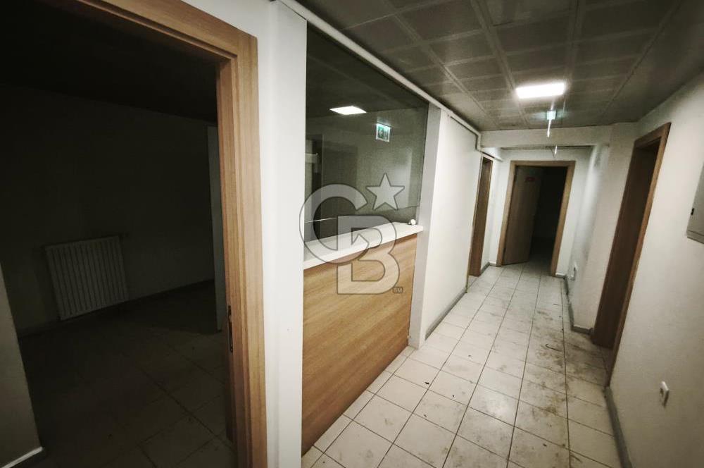 Natoyolu Üzerinde Banka Altyapılı 460 m2 Kiralık Dükkan / Mağaza