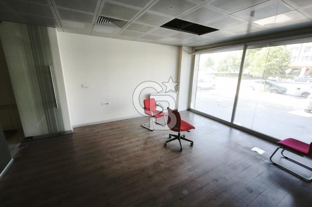 Natoyolu Üzerinde Banka Altyapılı 460 m2 Kiralık Dükkan / Mağaza