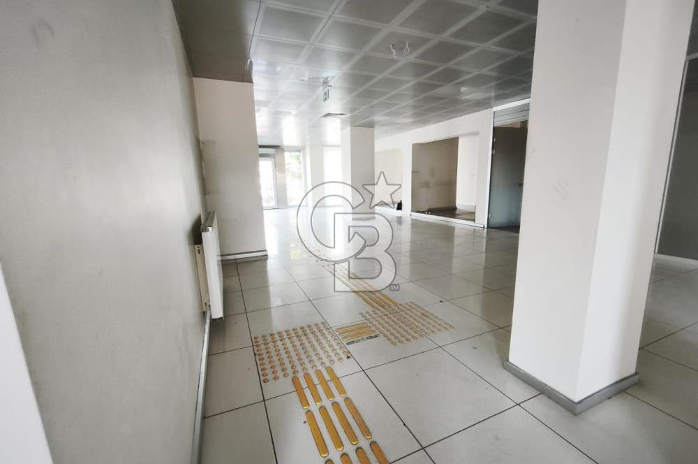 Natoyolu Üzerinde Banka Altyapılı 460 m2 Kiralık Dükkan / Mağaza
