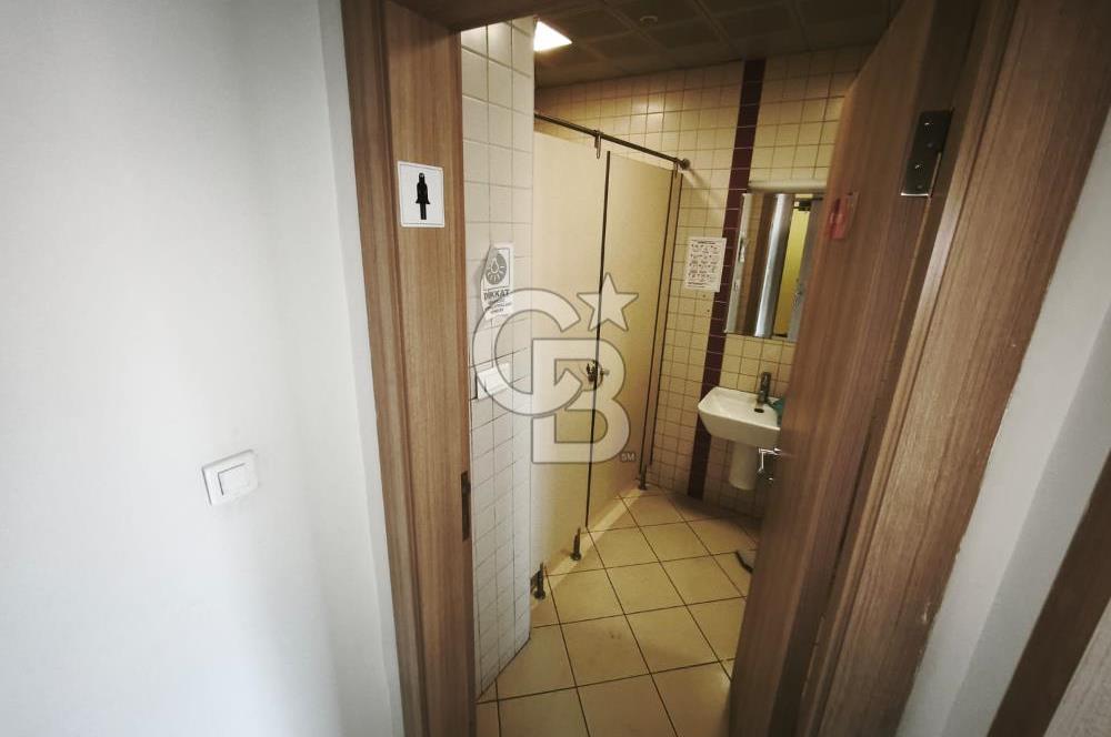 Natoyolu Üzerinde Banka Altyapılı 460 m2 Kiralık Dükkan / Mağaza
