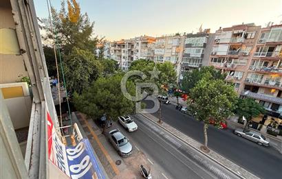Girne Caddesi Üzerinde Merkezi Konumda Kiralık Daire