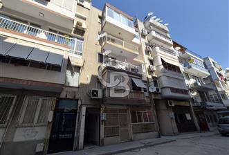 KARŞIYAKA ALAYBEY'DE SAHİLE 1DK. GENİŞ 2+1 SATILIK DAİRE - 4 - 352515