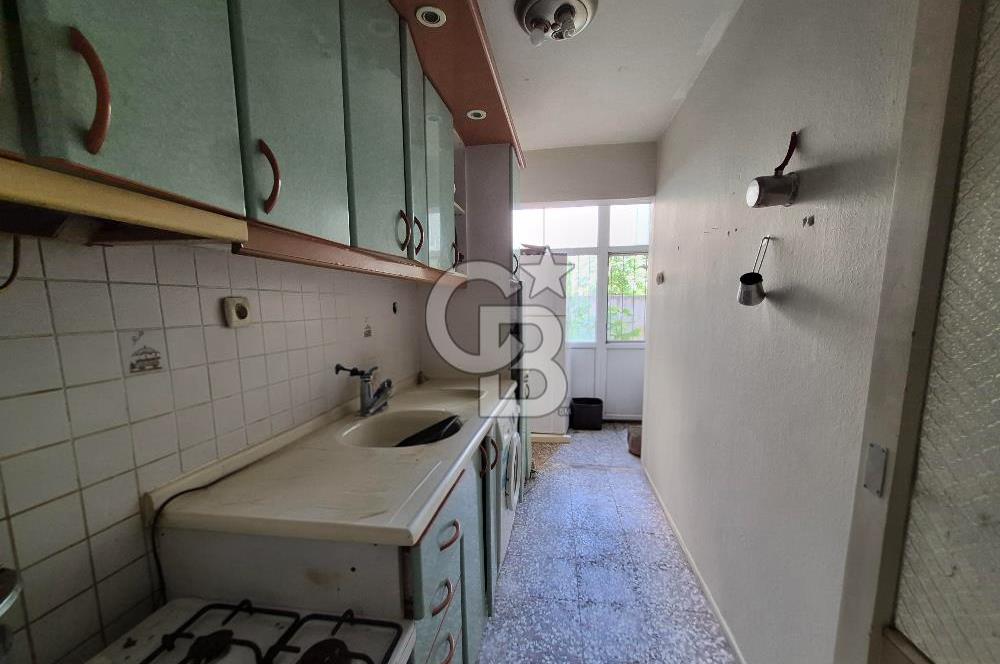KARŞIYAKA ALAYBEY'DE BAHÇE KULLANIMLI 2+1 YATIRIMLIK SATILIK DAİRE