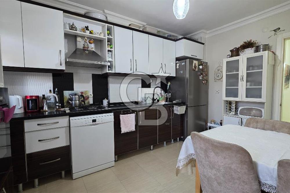 Ayvalık Sarımsaklı Merkez'de Satılık Geniş 3+1 Daire 