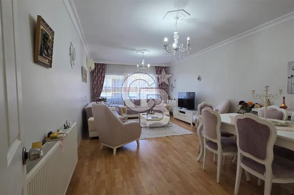 Ayvalık Sarımsaklı Merkez'de Satılık Geniş 3+1 Daire 
