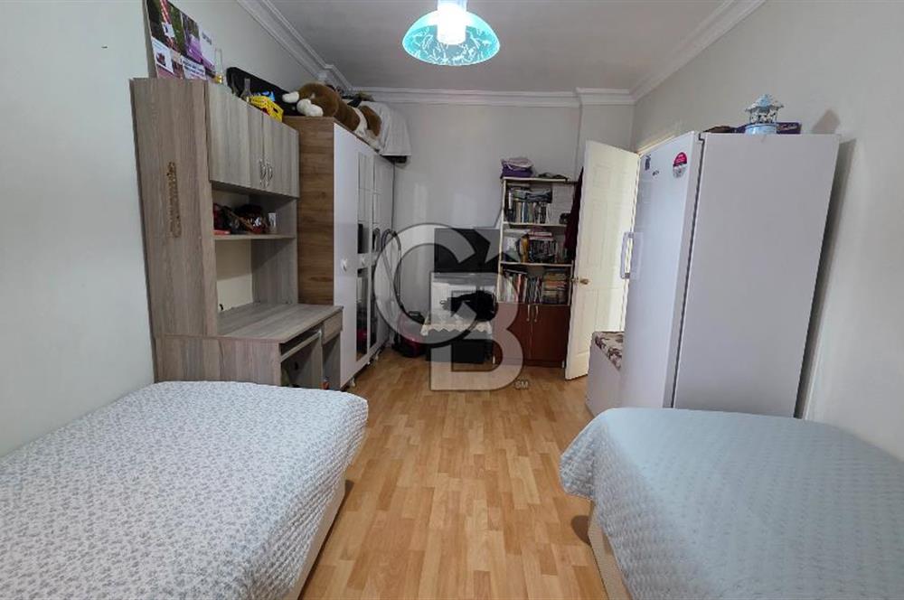 Ayvalık Sarımsaklı Merkez'de Satılık Geniş 3+1 Daire 