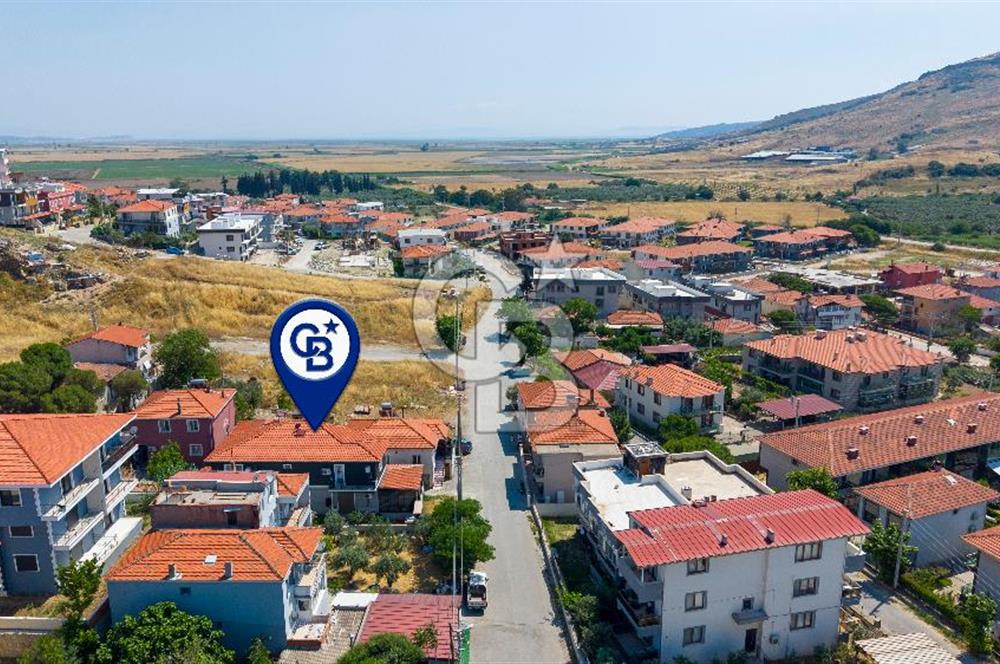 Foça Kazım Dirik Mah. Satılık 1+1 Daire