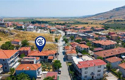 Foça Kazım Dirik Mah. Satılık 1+1 Daire