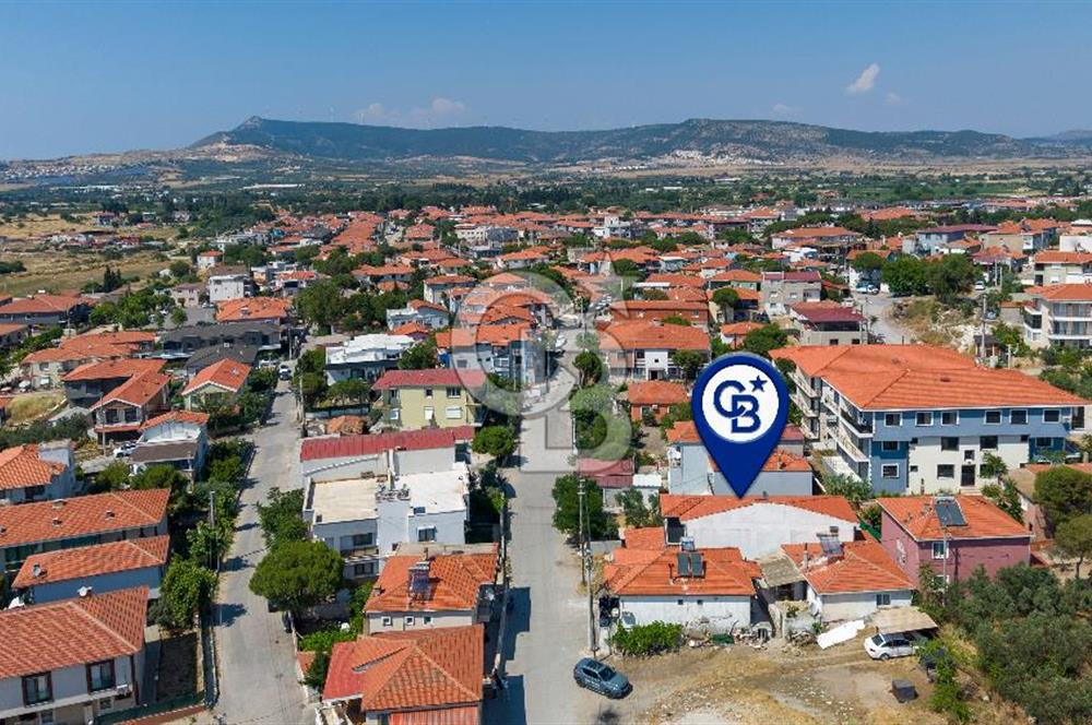 Foça Kazım Dirik Mah. Satılık 1+1 Daire