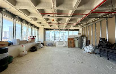 Bahçeşehir Mercedes Bulvarı'nda Satılık 3 Ofis 426 m²