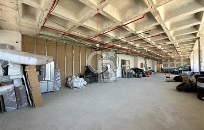 Bahçeşehir Mercedes Bulvarı'nda Satılık 3 Ofis 426 m²