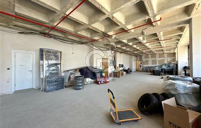 Bahçeşehir Mercedes Bulvarı'nda Satılık 3 Ofis 426 m²