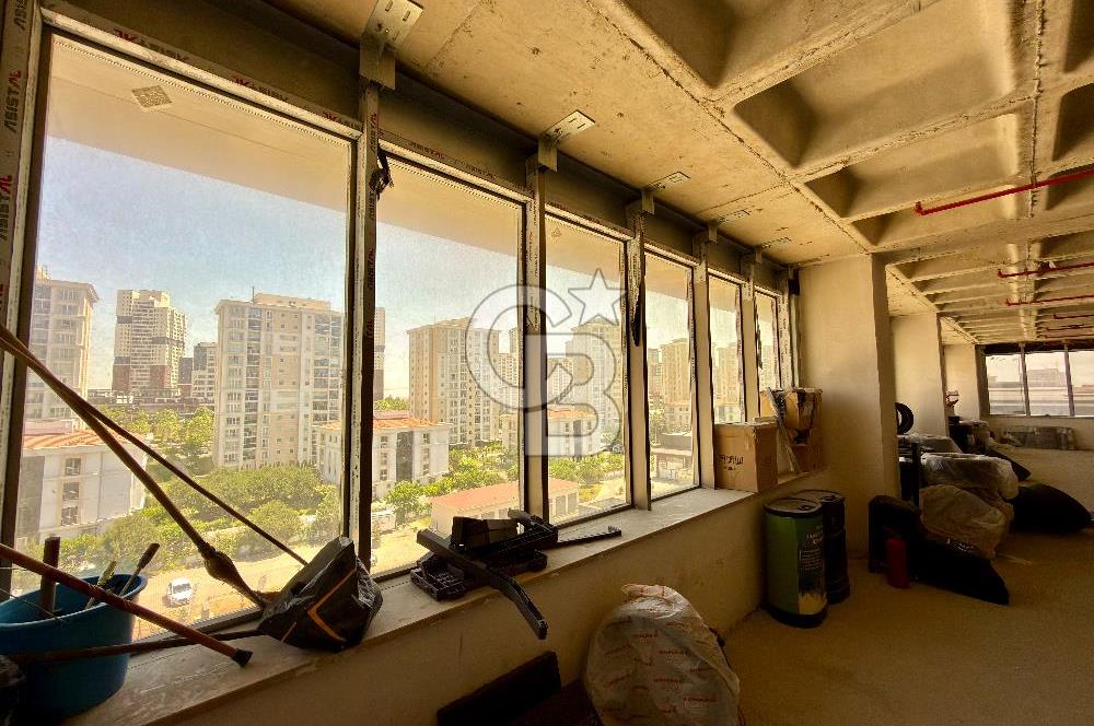 Bahçeşehir Mercedes Bulvarı'nda Satılık 3 Ofis 426 m²