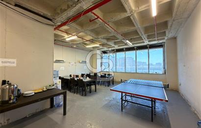 Bahçeşehir Mercedes Bulvarı'nda 132 m² Satılık Ofis