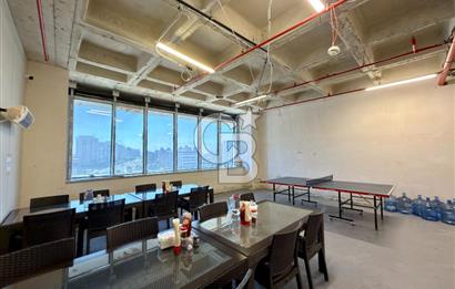 Bahçeşehir Mercedes Bulvarı'nda 132 m² Satılık Ofis